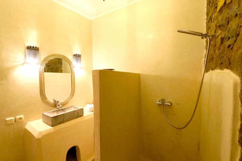 Riad Chez L'Africain مراكش الغرفة الصورة